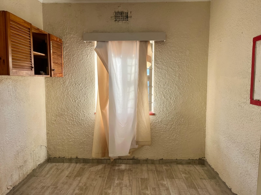 To Let 3 Bedroom Property for Rent in Pinelands Western Cape